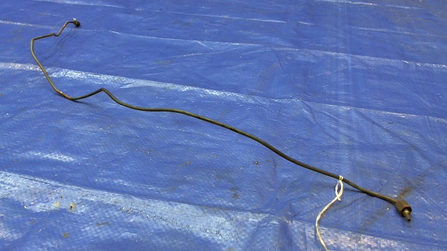 63825-00 Piper - LINE-Primer inlet